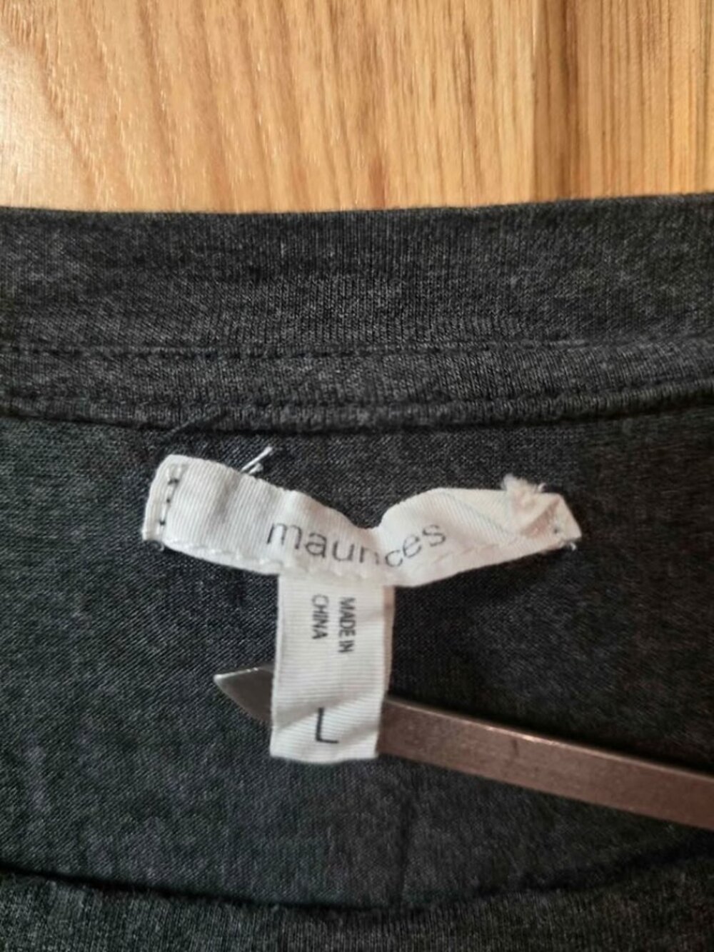 Maurices Women's Sz Large Casual Dark Gray Galaxy Space Solar Short Sleeve Shirt - Picture 3 of 7